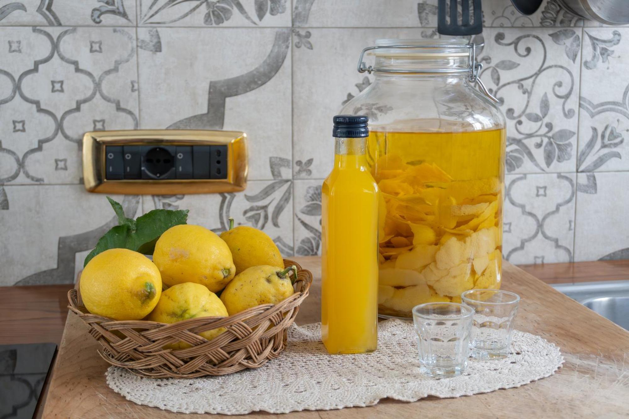 La Casa Nel Cortile Bed & Breakfast Vico Equense Luaran gambar